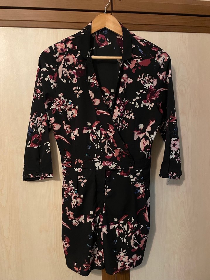 Saten kumaş V Yaka Çiçekli Kadın Tulum - Görsel 2