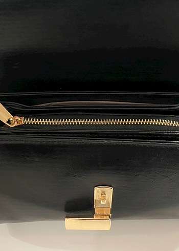 Siyah Deri Tokalı Kadın Çanta - Görsel 2