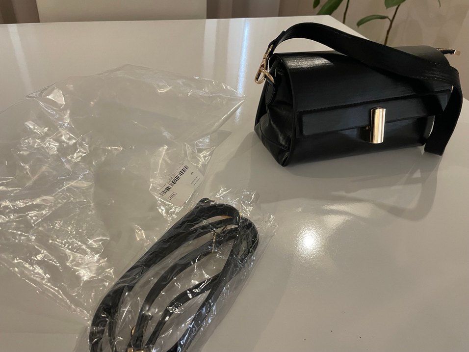 Siyah Deri Tokalı Kadın Çanta - Görsel 5