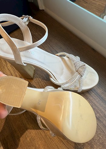 Bej Süet Platform Topuklu Kadın Abiye Ayakkabı - Görsel 4