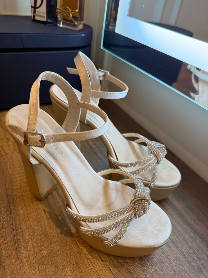 Bej Süet Platform Topuklu Kadın Abiye Ayakkabı - Görsel 3