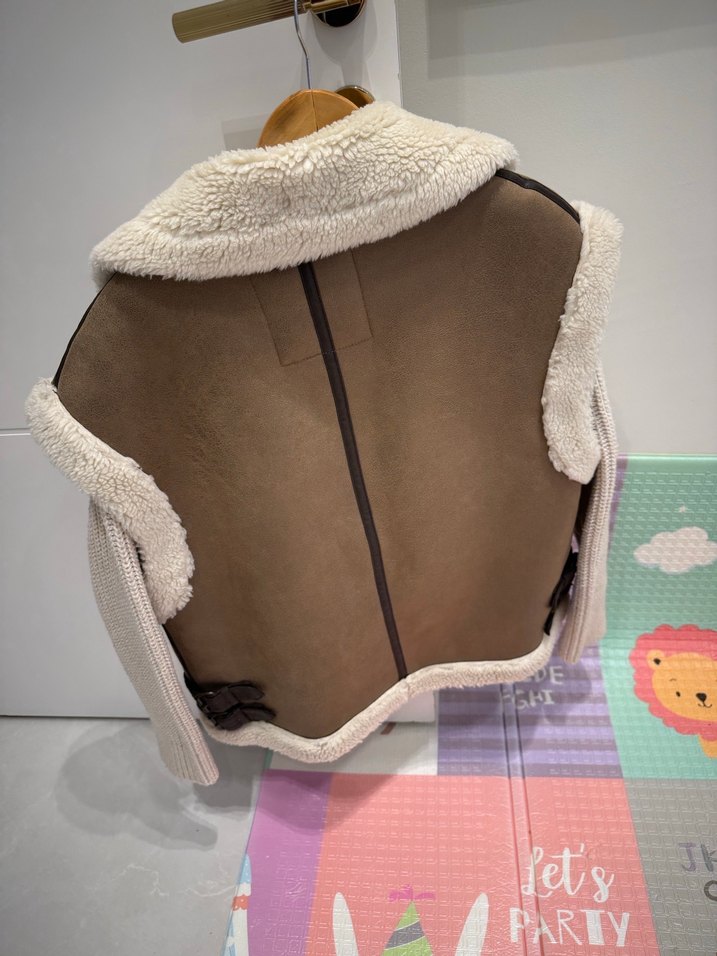 Zara Kürklü Kahverengi Süet Kolsuz Kadın Yelek - Görsel 3