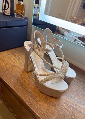 Beyaz Platform Topuklu Kadın Abiye Ayakkabı - Görsel 7