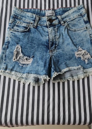 Mavi Yırtık Denim Mini Şort 8 10 yaş olur likralı - Görsel 2