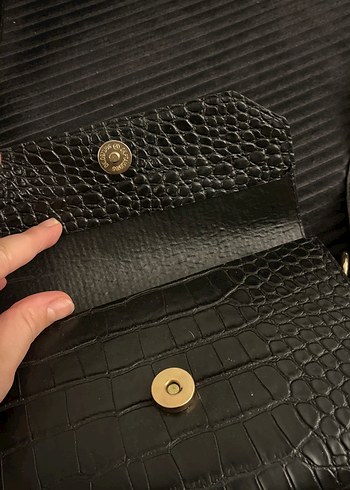 Siyah Deri Yılan Desenli Tokalı Kadın Çanta - Görsel 6