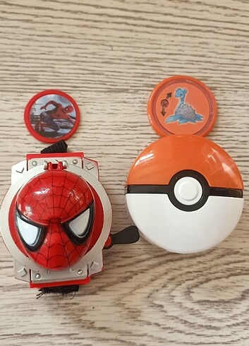 Örümcek Adam ve Pokemon Oyuncak