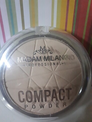 Madam Milano Profesyonel Classic Pudra 12gr 112TL. 