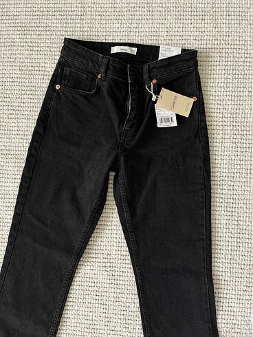 Mango jean