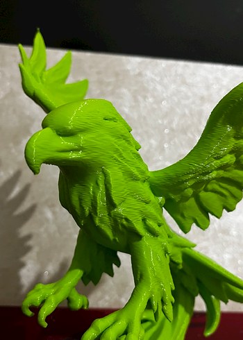 Dekoratif yeşil renk kartal - Görsel 2