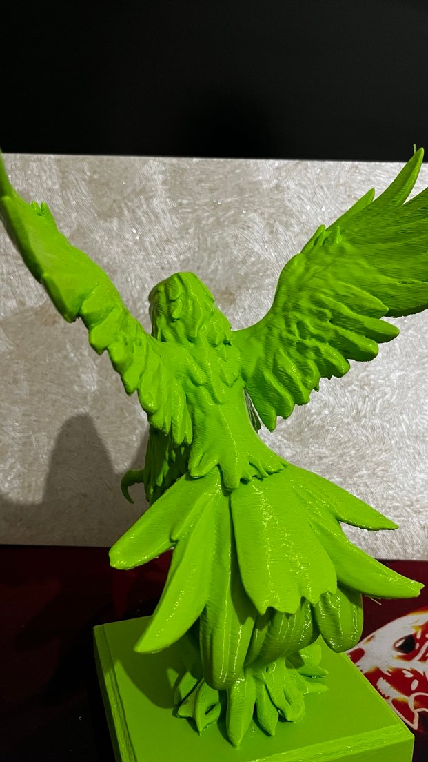 Dekoratif yeşil renk kartal - Görsel 4