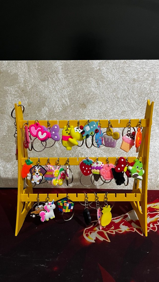 Anahtarlık veya küpe sergileme - Görsel 2