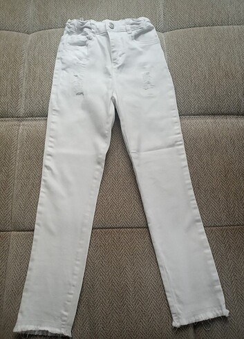 8 Yaş Beden beyaz Renk lcw 7-8 yaş kız beyaz kot pantolon 