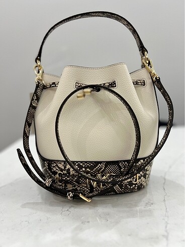 Beden Michael Kors poshette model çanta