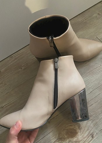 Bayan topuklu bot - Görsel 3