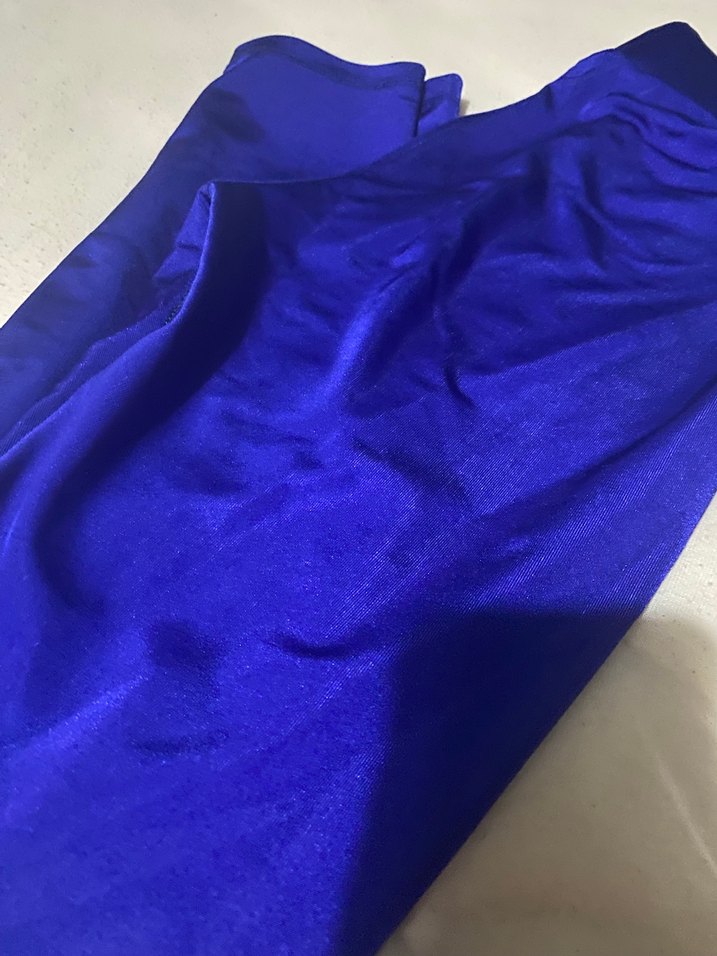 Düz Mavi Saten Kadın Tayt - Görsel 2