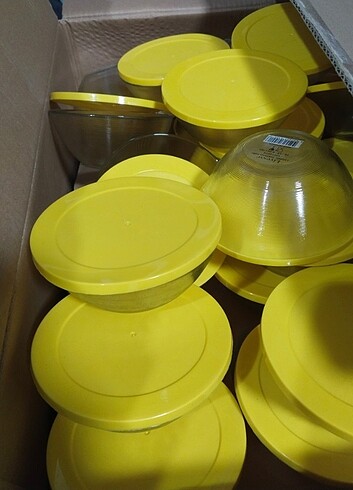 Diğer 1 adet 125 mm Plastik kapaklı cam kase 