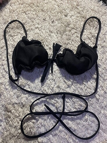 Bikini üstü