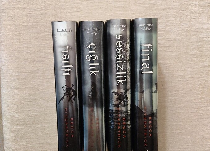 Becca Fitzpatrick- Hush Hush Serisi (ciltli)