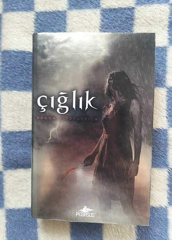 Çığlık - Becca Fitzpatrick (Hush Hush Serisi 2.kitap)