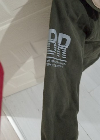 Gri Kamuflaj Desenli Erkek Çocuk Mont - Görsel 3