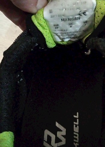 Erkek Çocuk Siyah Cırtlı Spor Ayakkabı - Görsel 2