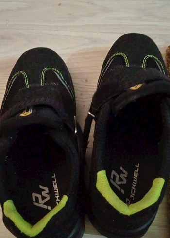 Erkek Çocuk Siyah Cırtlı Spor Ayakkabı - Görsel 4