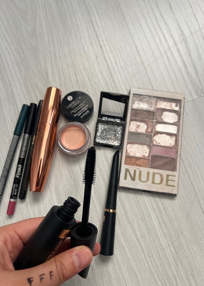 Toplu makyaj glitter far maskara kalem likit - Görsel 3