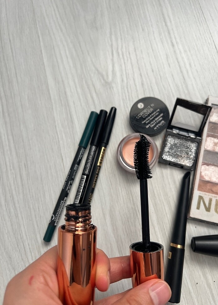 Toplu makyaj glitter far maskara kalem likit - Görsel 4