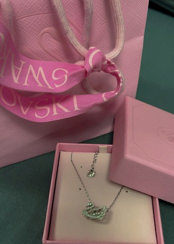 swarovski İnci Detayli Gumus Kalp Kolye