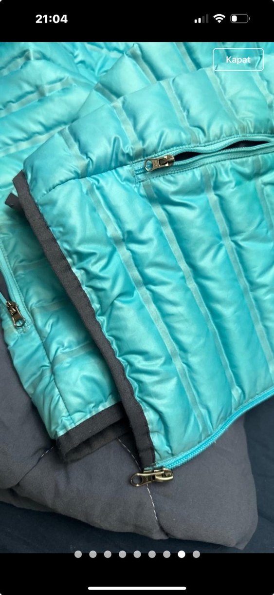 Mavi Parlak Fermuarlı Kadın Kış Montu - Görsel 4