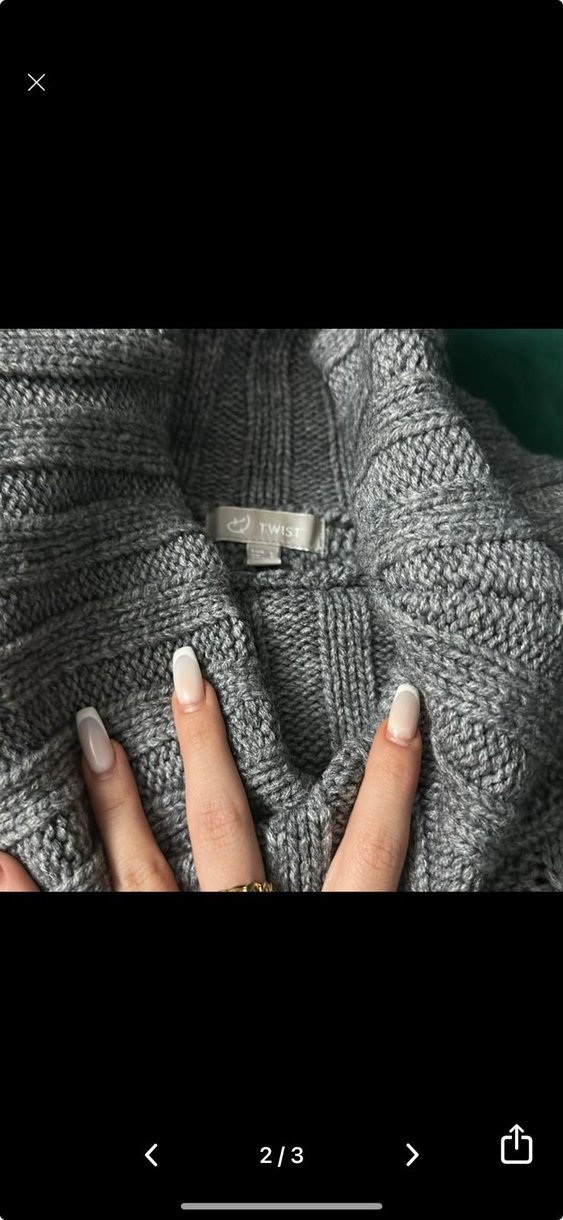 Gri Örgü Boğazlı Kolsuz Kadın Kazak - Görsel 2