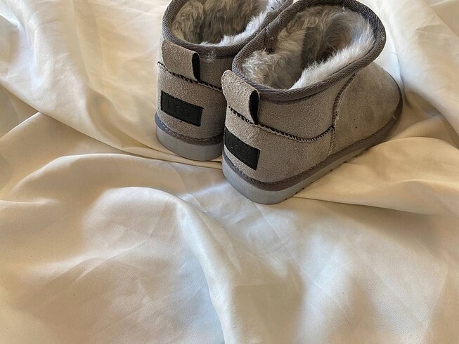 36 Beden Ugg ayakkabı ultramini
