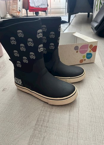 29 Beden Zara çocuk çizme