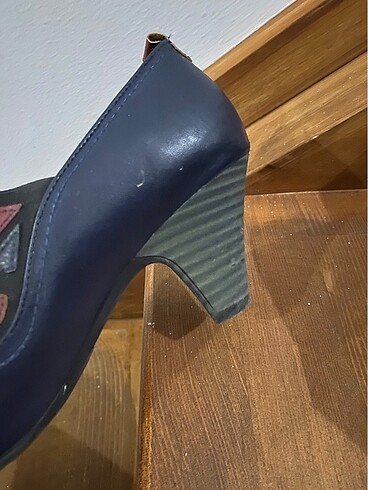 Topuklu ayakkabı - Görsel 3