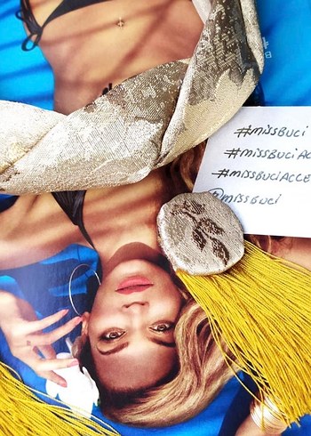 Sarı Püsküllü Mini Nakışlı Bohem Küpe - Görsel 4