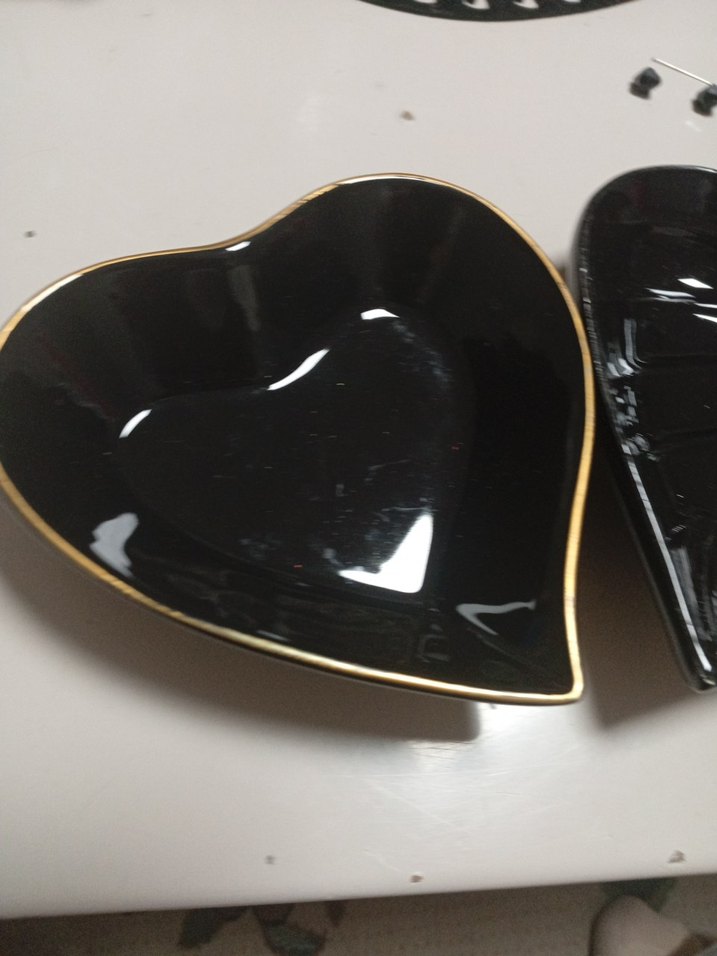 Siyah Kalp Şekilli Tabak Seti - Görsel 5