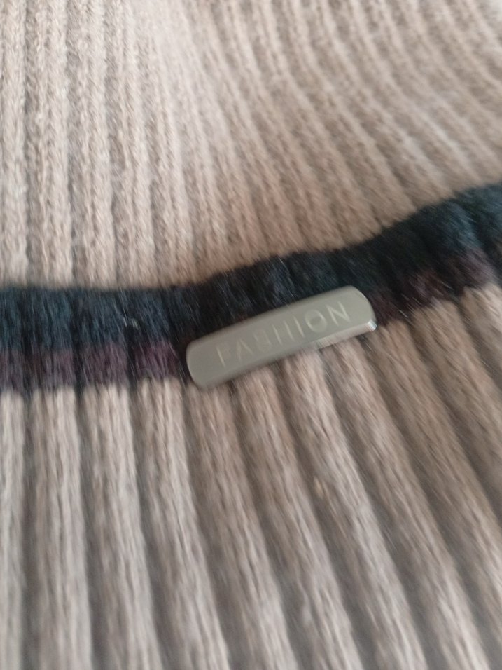 Kadın Gri Örgü Yün Bere - Görsel 2