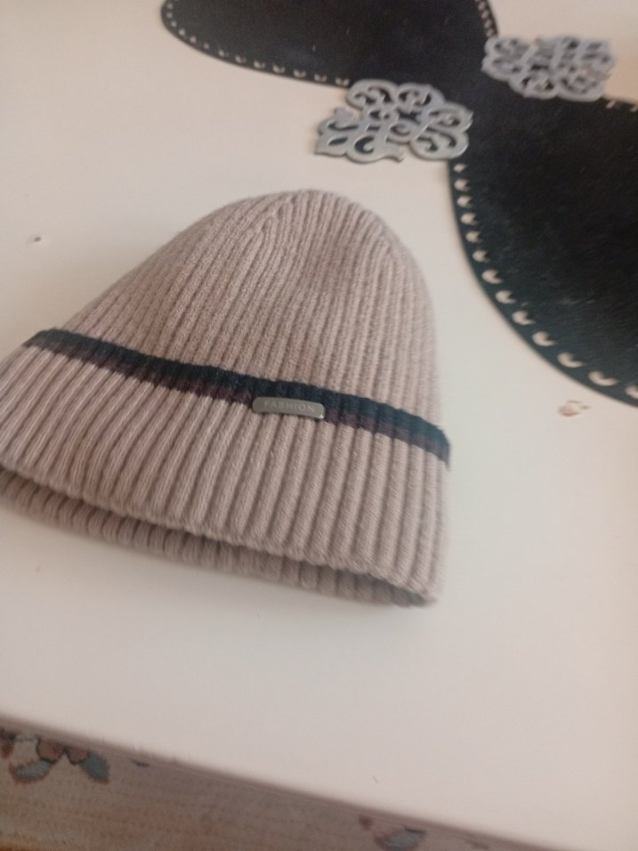 Kadın Gri Örgü Yün Bere - Görsel 4