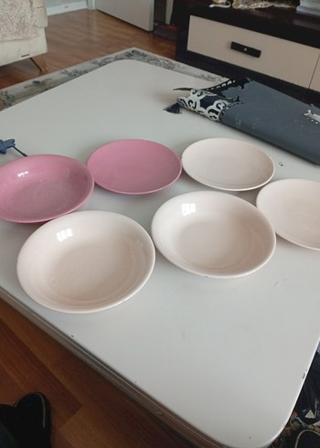 Pastel Pembe ve Beyaz Yemek Tabağı Seti - Görsel 2