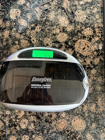 Energizer universal pil şarj cihazı