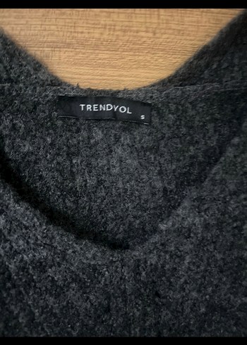 Gri V Yakalı Örgü Kadın Kazak - Görsel 2