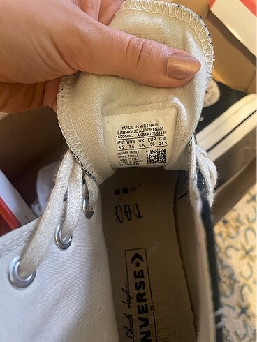 38 Beden Converse Chuck 70