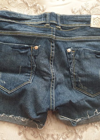 36 Beden Düğmeli Mavi Mini Denim Şort