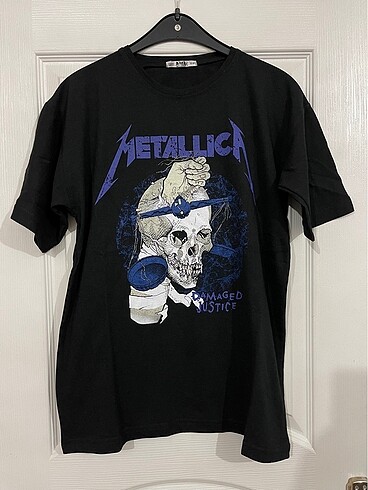 Metallica baskılı geniş kesim tshirt