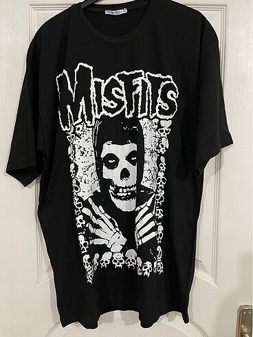 Misfits baskılı geniş kesim tshirt