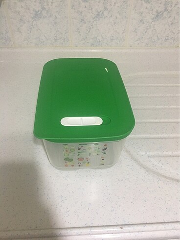 Tupperware sera 4.4 litre