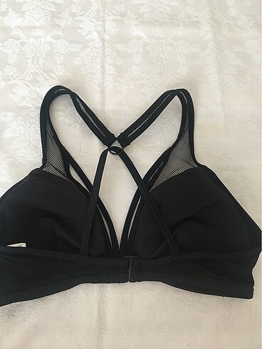 m Beden Bikini üstü