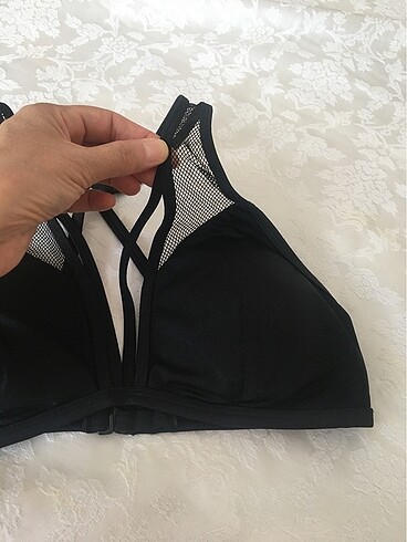 m Beden siyah Renk Bikini üstü