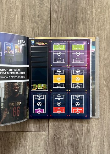 PANİNİ ADRENALYN XL FİFA 365 2025 SIFIR BOŞ KART ALBÜMÜ - Görsel 2