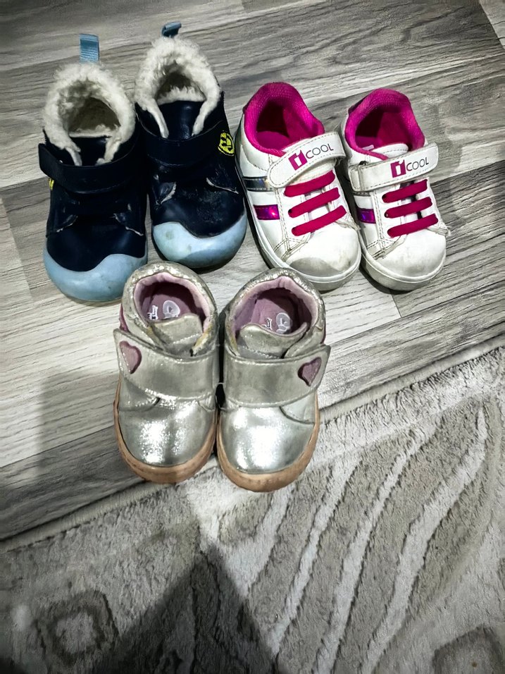 Kız Çocuk Beyaz Cırt Cırtlı Spor Ayakkabı - Görsel 3